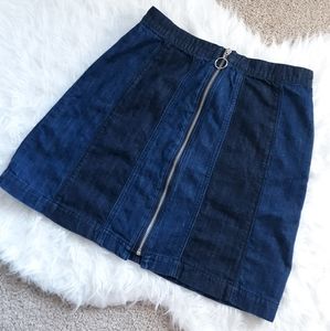 Mixed denim mini-skirt